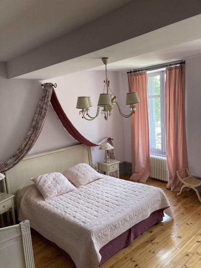 Chateau Tout Y Fault Loriges Экстерьер фото
